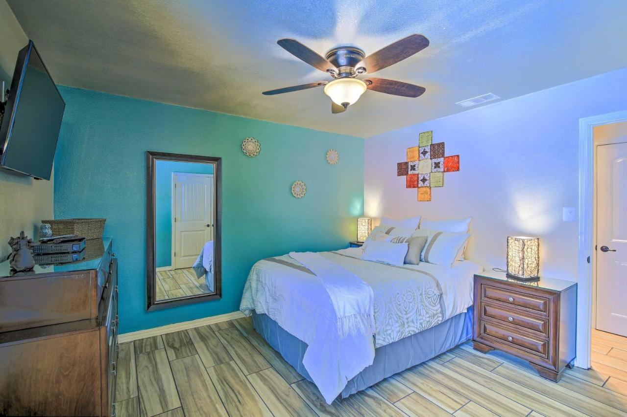 San Antonio Oasis With Hot Tub, Pool And Outdoor Bar! Villa Екстериор снимка